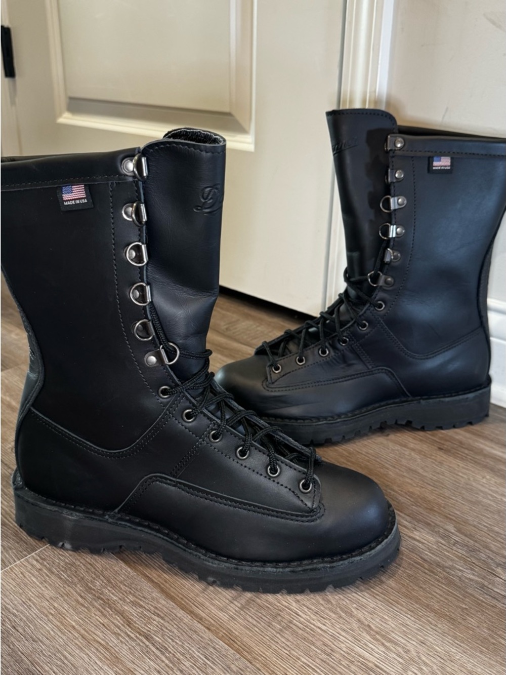 Danner Fort Lewis 10” Black Leather Lace Up Combat Boots